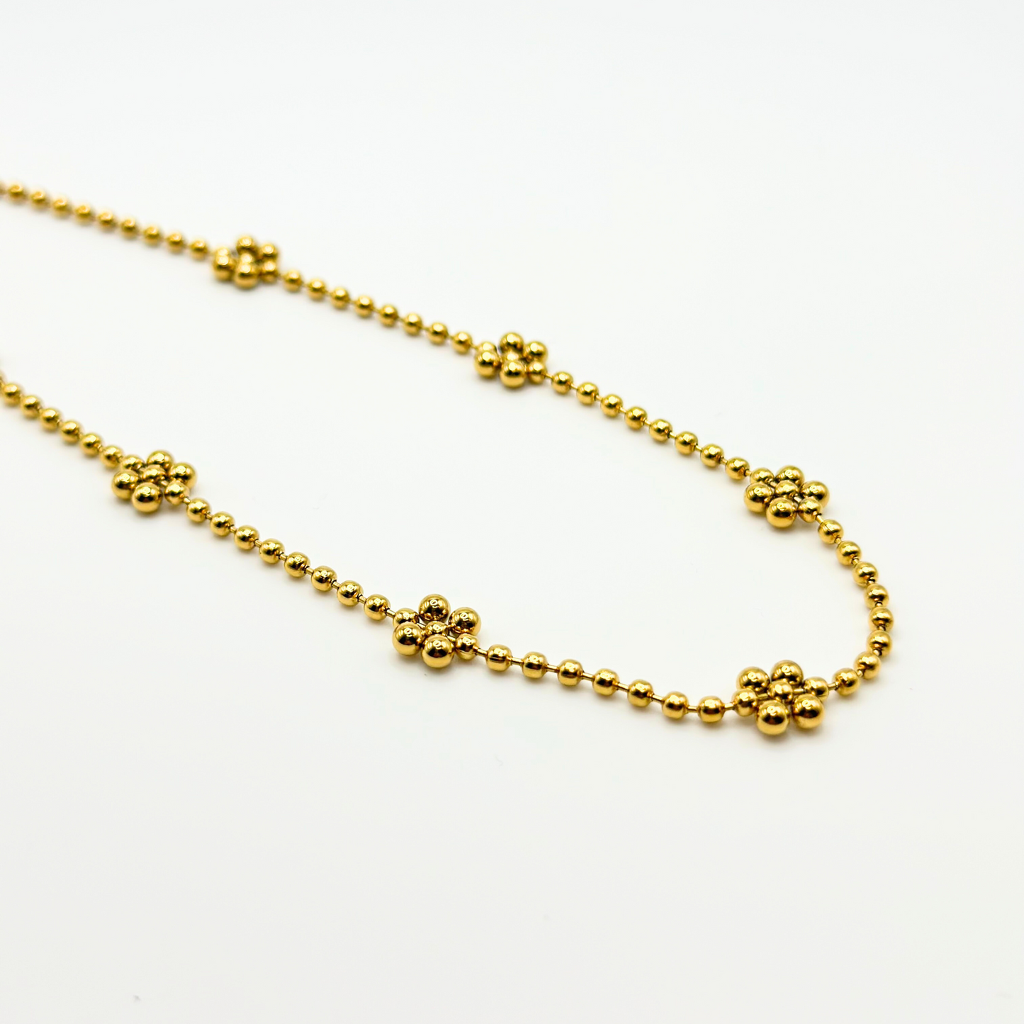 Daisy Chain Necklace
