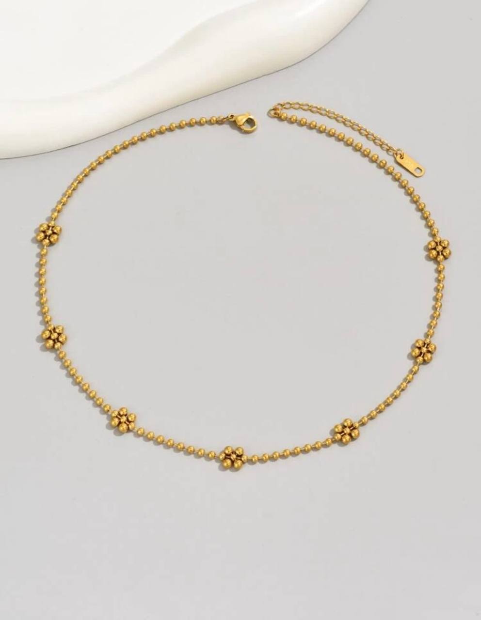 Daisy Chain Necklace