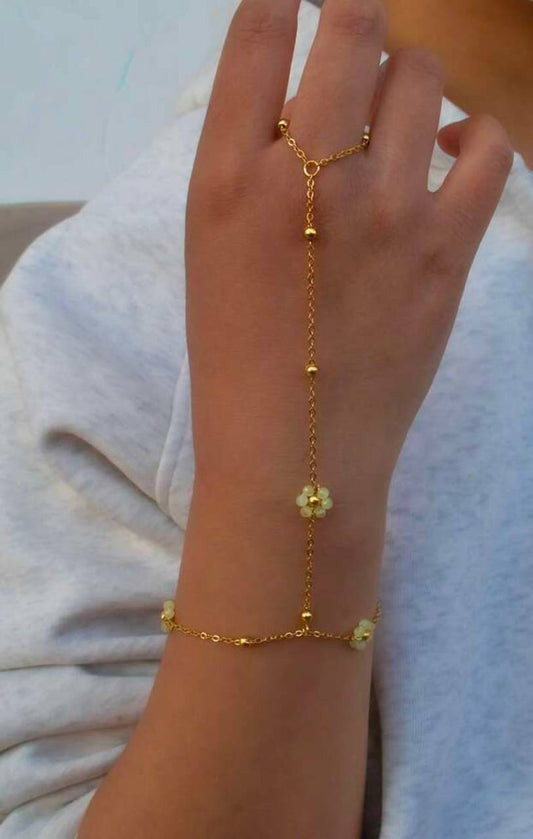 Daisy Ring Chain Bracelet